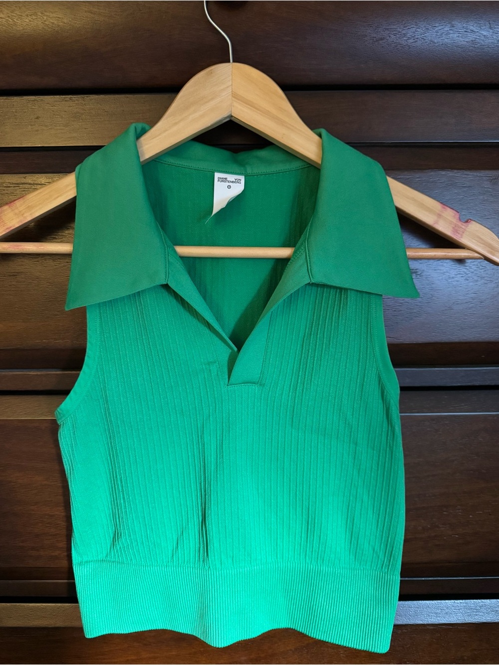 Diane Von Furstenberg Bright Green Sleeveless Collared Knit Tank